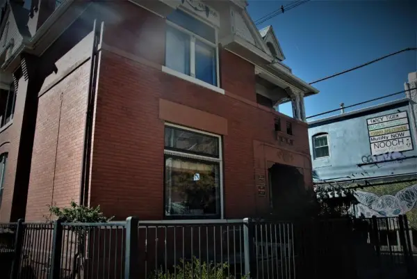 Off Broadway B & B 6