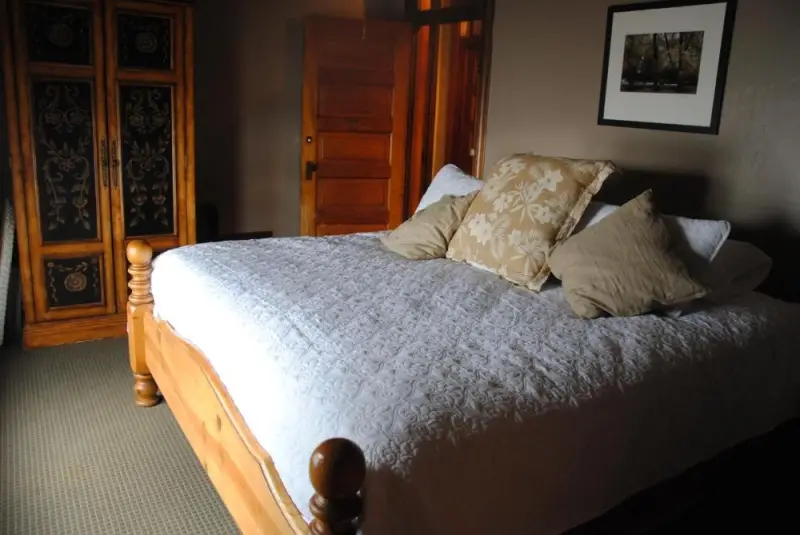 Bedroom 3 Deluxe Double Room with Private Bathroom